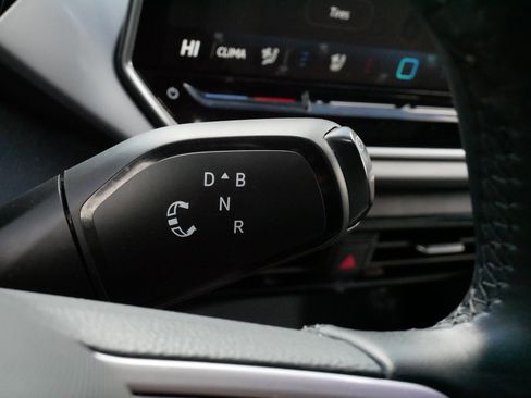 Certified 2025 Volkswagen ID.4 Pro S AWD/4WD image 24