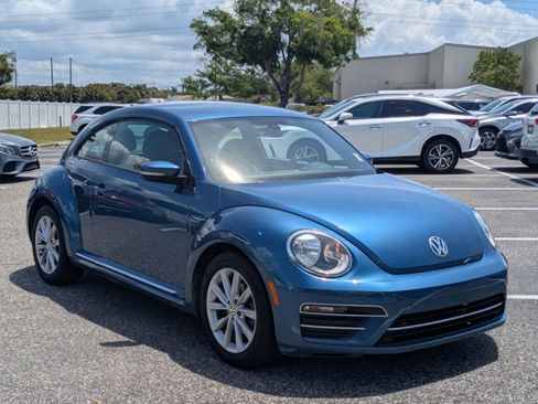 Used 2017 Volkswagen Beetle 1.8T SE FWD image 3