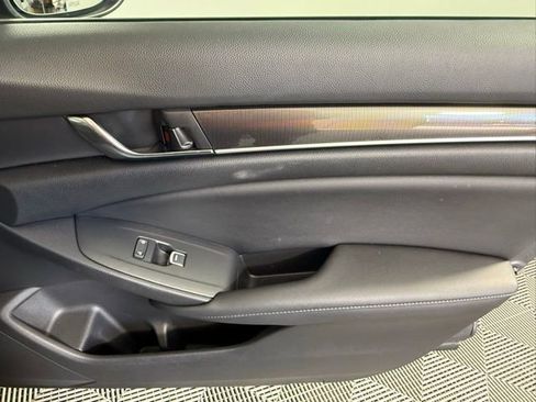 Used 2020 Honda Accord Sport image 45
