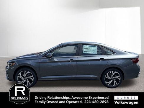 New 2025 Volkswagen Jetta SEL image 6
