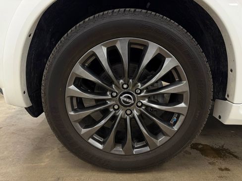 Used 2024 Nissan Armada Platinum w/ Captain's Chairs Package RWD image 32