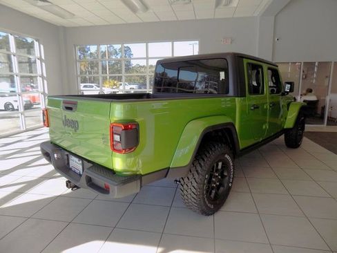 New 2026 Jeep Gladiator Sport AWD/4WD image 8