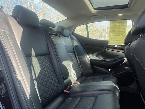 Used 2017 Nissan Maxima Platinum image 29