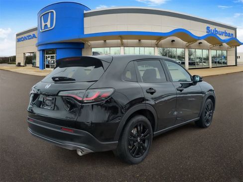 Used 2023 Honda HR-V LX image 8