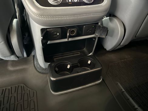 Used 2021 Lincoln Navigator L Black Label w/ Cargo Convenience Package image 43