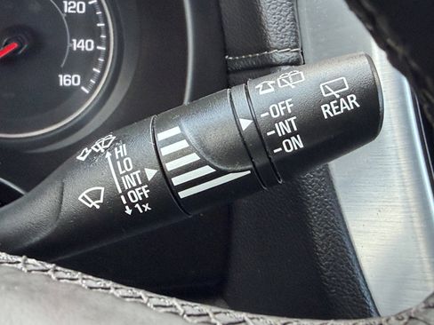 Used 2024 GMC Terrain SLT w/ Infotainment Package II AWD/4WD image 23