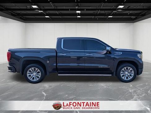 Used 2023 GMC Sierra 1500 Denali w/ Technology Package AWD/4WD image 6