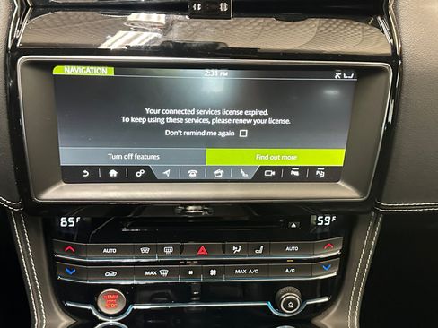 Used 2020 Jaguar F-PACE SVR AWD/4WD image 14