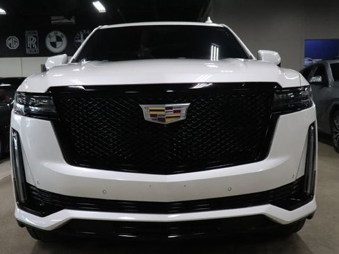 Used 2021 Cadillac Escalade Sport Platinum image 8