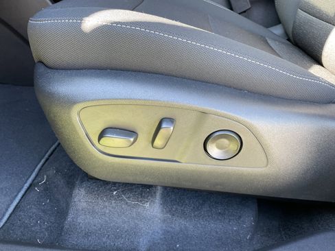 New 2026 Chevrolet Traverse LT image 10