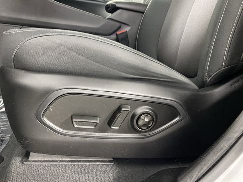 Used 2023 Jeep Grand Cherokee L Laredo w/ Luxury Tech Group I AWD/4WD image 18