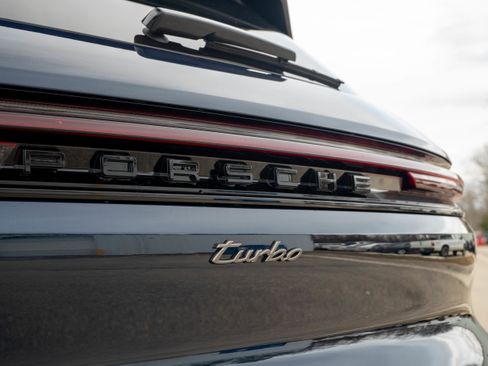New 2026 Porsche Cayenne Turbo AWD/4WD image 13