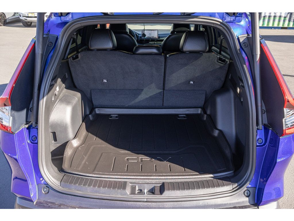 Used 2023 Honda CR-V Sport Touring image 14