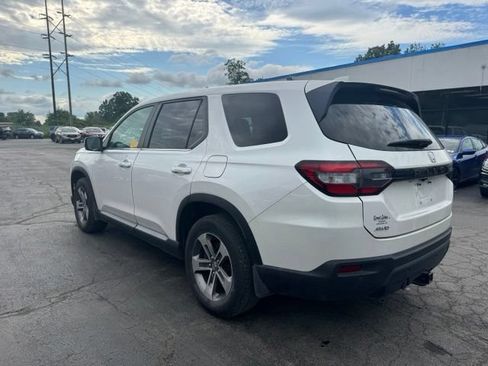 Used 2023 Honda Pilot EX-L image 4