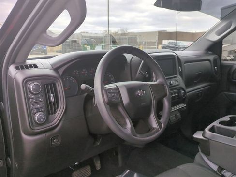 Certified 2021 Chevrolet Silverado 1500 Custom Trail Boss w/ LPO, Dark Essentials Package image 10