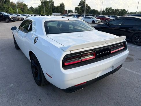 Used 2022 Dodge Challenger R/T RWD image 7