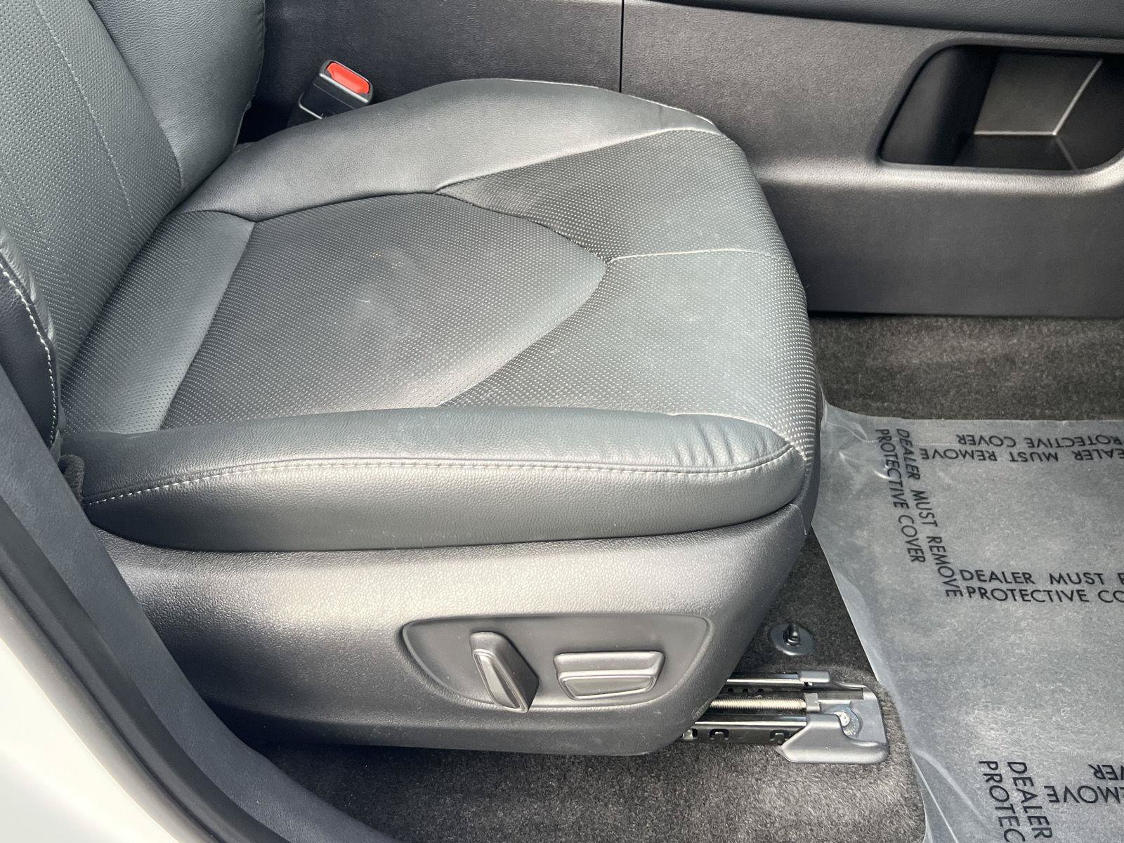 Used 2025 Toyota Grand Highlander AWD Hybrid image 23