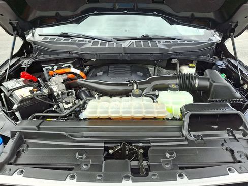 Certified 2023 Ford F150 Lariat w/ Equipment Group 502A High AWD/4WD image 30