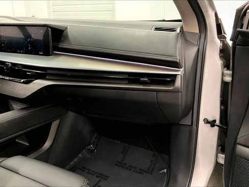 Used 2025 Nissan Murano SL AWD/4WD image 19