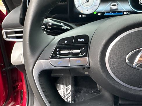 Used 2023 Hyundai Elantra Limited FWD image 24