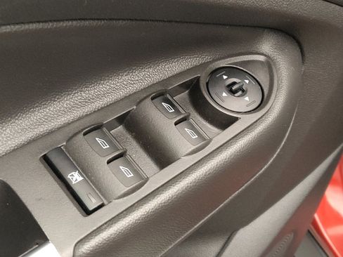 Used 2015 Ford Escape SE AWD/4WD image 27