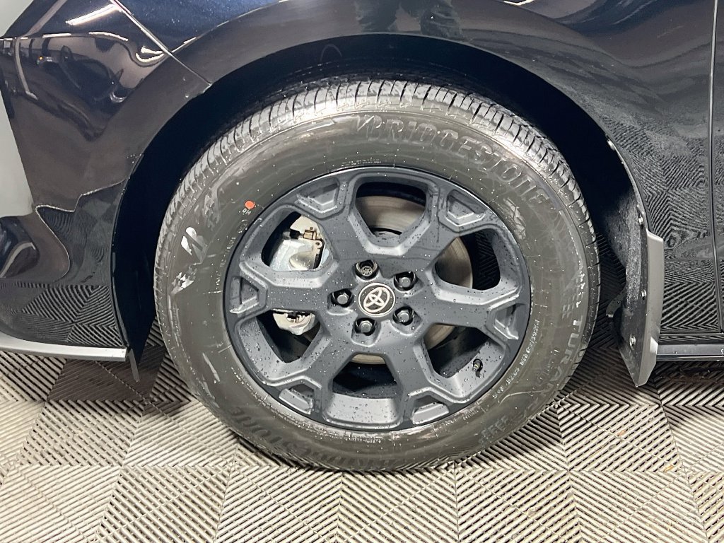 New 2026 Toyota Sienna XLE Woodland Edition AWD/4WD image 23