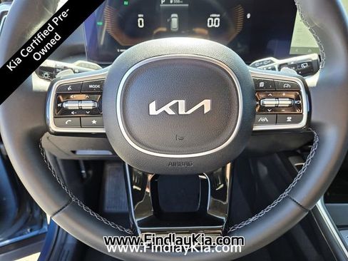 Certified 2025 Kia Sorento EX image 23