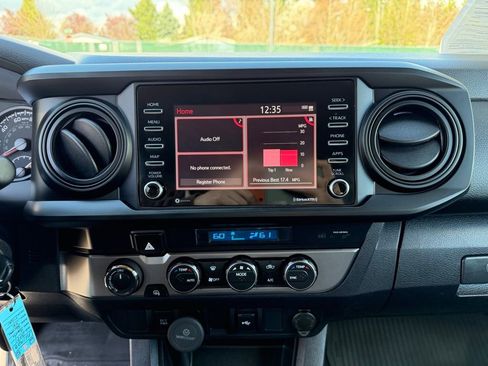 Used 2021 Toyota Tacoma SR AWD/4WD image 21