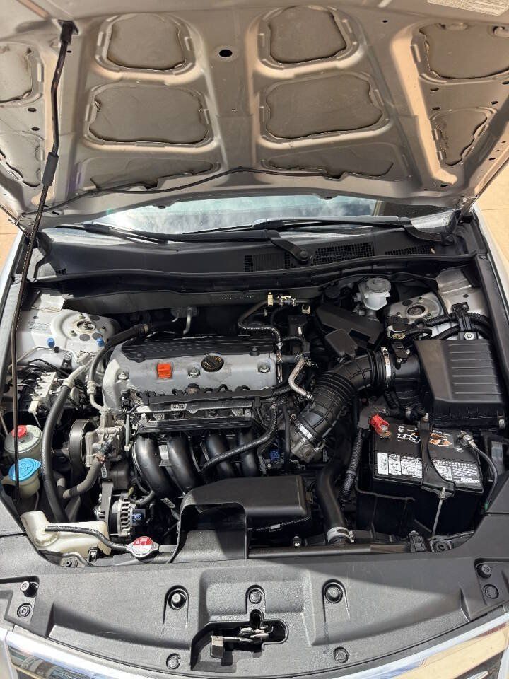 Used 2012 Honda Accord SE image 24