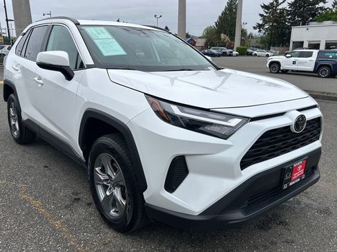 Certified 2024 Toyota RAV4 XLE w/ Convenience Package AWD/4WD image 3