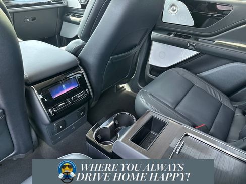 New 2026 Lincoln Aviator Reserve image 19