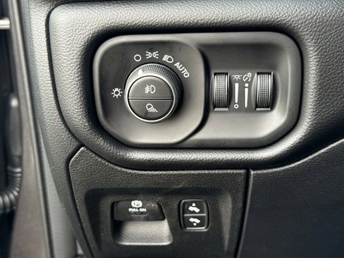 New 2026 RAM 1500 Rebel image 32