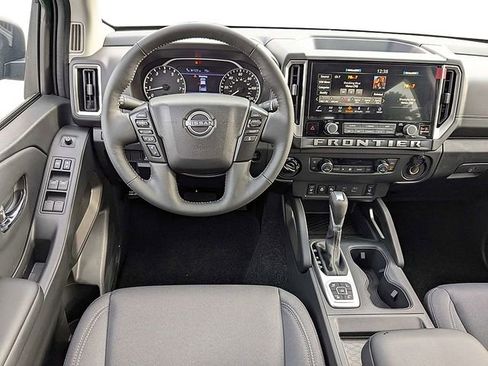 New 2026 Nissan Frontier SV w/ SV Convenience Package AWD/4WD image 10