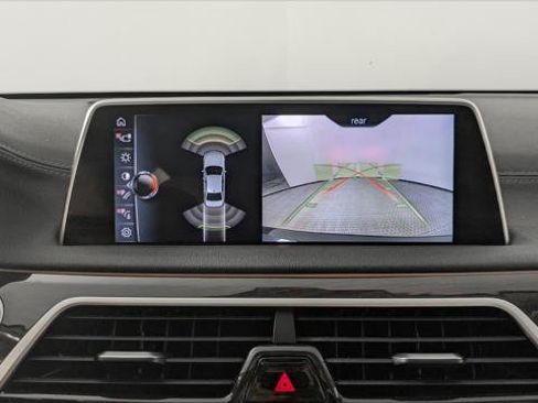 Used 2017 BMW 740i RWD image 32