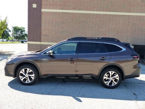 Used 2020 Subaru Outback Limited w/ Popular Package #2 AWD/4WD image 5