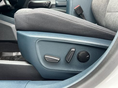 Used 2024 Ford Maverick XLT w/ XLT Luxury Package image 16