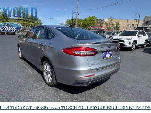 Used 2020 Ford Fusion Energi Titanium image 3
