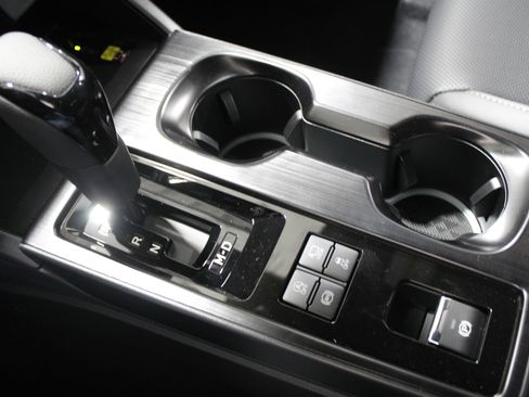 New 2026 Subaru Outback Limited XT image 17