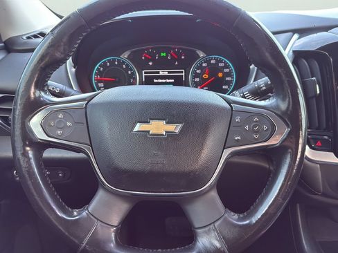 Used 2019 Chevrolet Traverse LT FWD image 12