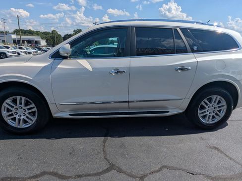 Used 2014 Buick Enclave Convenience FWD image 4