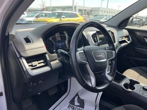 Used 2019 GMC Terrain SLE w/ Driver Convenience Package image 9