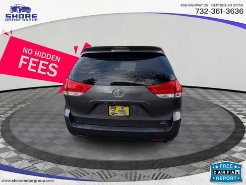 Used 2014 Toyota Sienna LE image 7