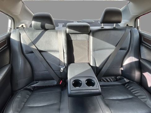 Used 2017 Subaru Legacy 2.5i Limited image 13