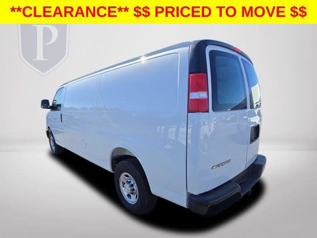 New 2025 Chevrolet Express 2500 Extended w/ Driver Convenience Package RWD image 10