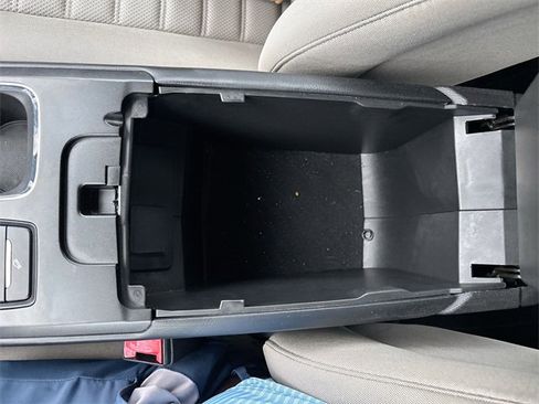 Used 2018 Ford Fusion S image 27