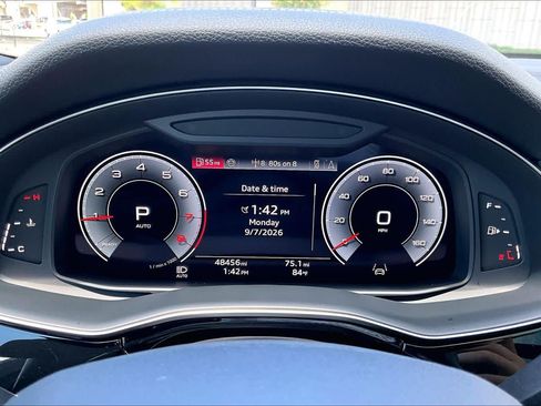 Used 2025 Audi Q7 2.0T Premium w/ Convenience Package AWD/4WD image 24