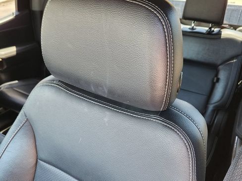 Used 2021 Chevrolet Silverado 1500 LT Trail Boss w/ LPO, Dark Essentials Package AWD/4WD image 6