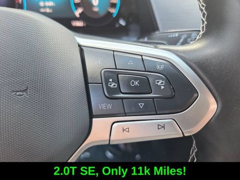 Used 2024 Volkswagen Atlas Cross Sport SE FWD image 26