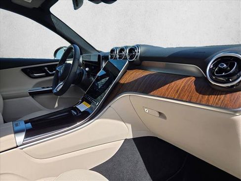 Certified 2026 Mercedes-Benz GLC 300 image 21