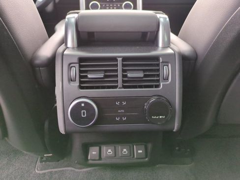 Used 2021 Land Rover Discovery S R-Dynamic image 19